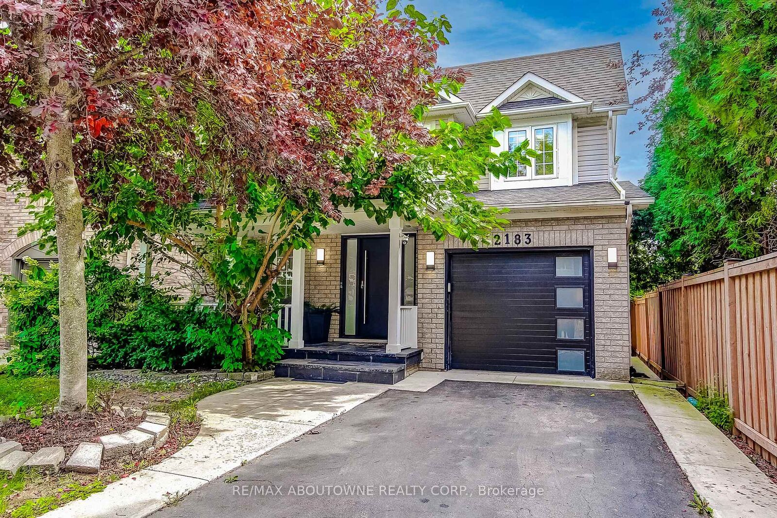 Property Photo:  2183 Birchleaf Lane  ON L7L 6G8 