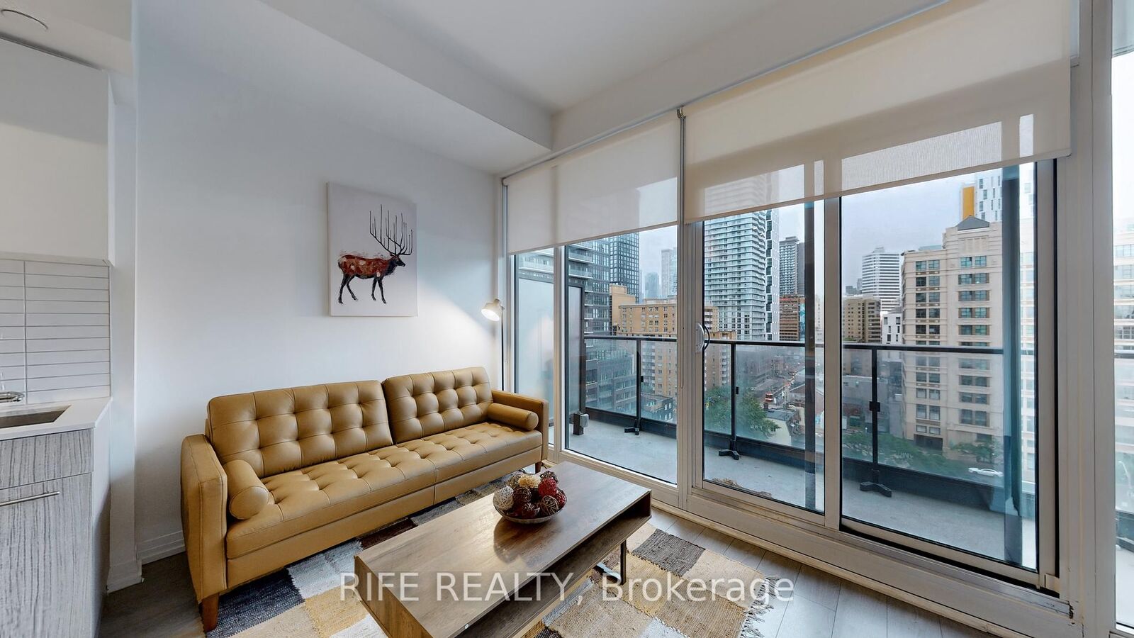 Property Photo:  251 Jarvis Street 830  ON M5B 0C3 