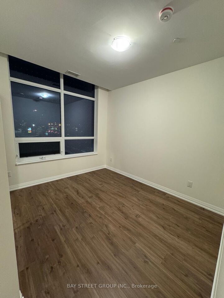 Property Photo: 3270 Sheppard Avenue E 221 ON M1T 0B3