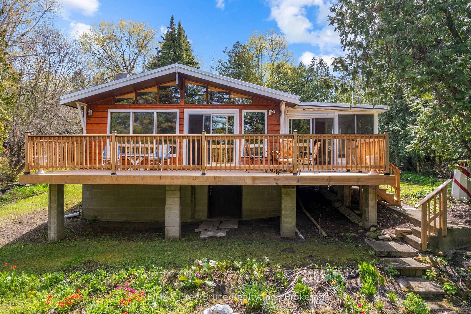 Property Photo:  28 Stewarts Point  ON N0H 1W0 