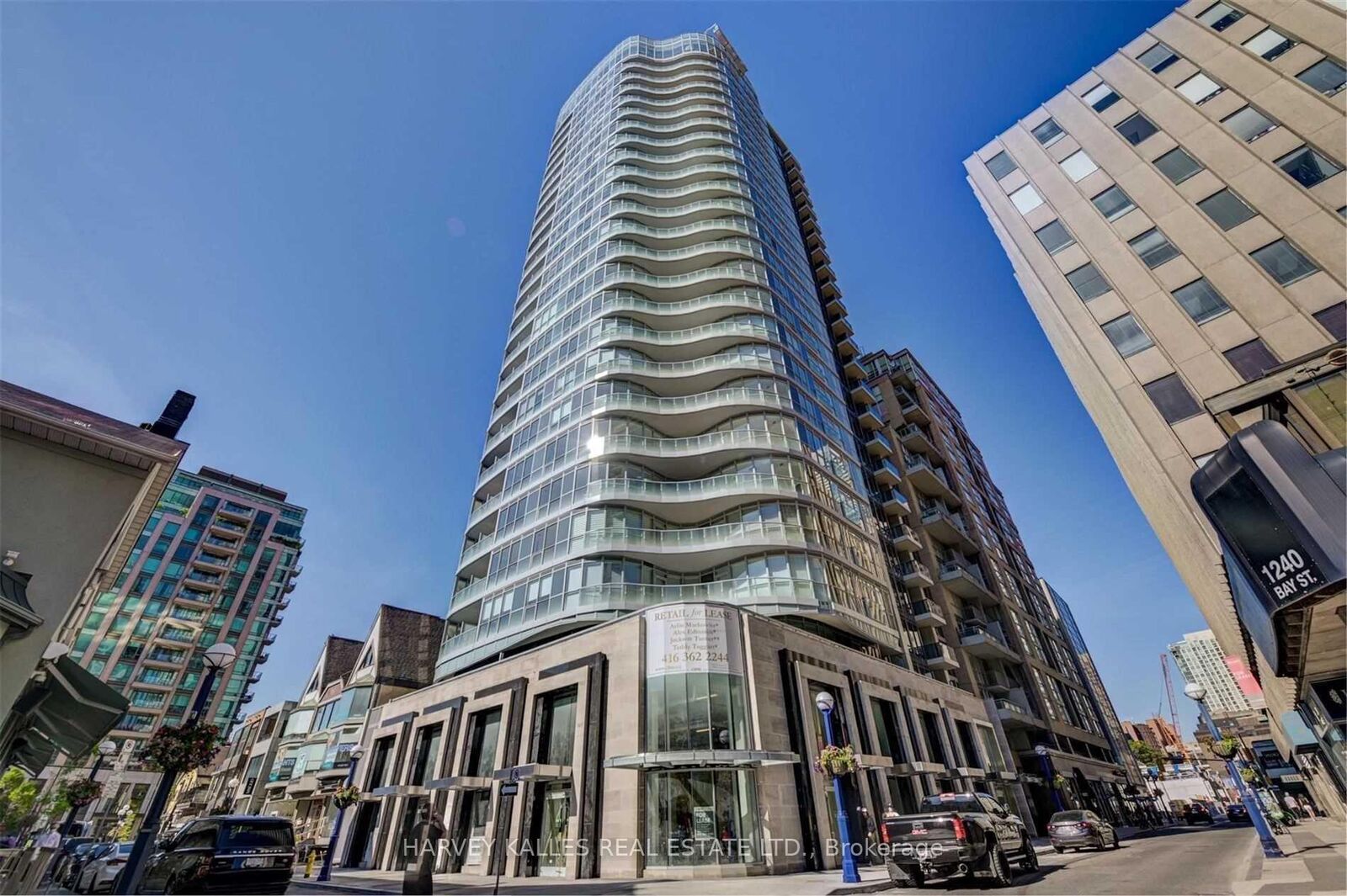 Property Photo:  88 Cumberland Street 1002  ON M5R 1A3 