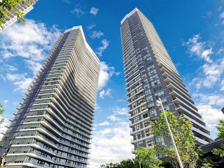 Property Photo:  115 McMahon Drive 801  ON M2K 0E3 