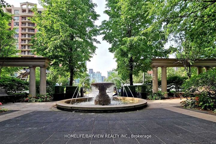 Property Photo:  78 Harrison Garden Boulevard 1706  ON M2N 7E2 