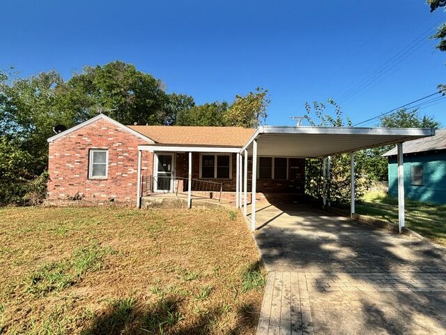 Property Photo:  211 S Ohio Avenue  OK 74436 