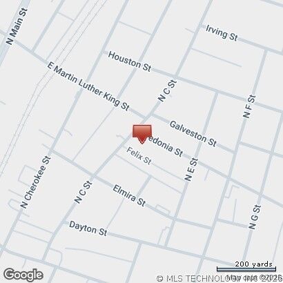 Property Photo: 307 Fredonia Street OK 74403