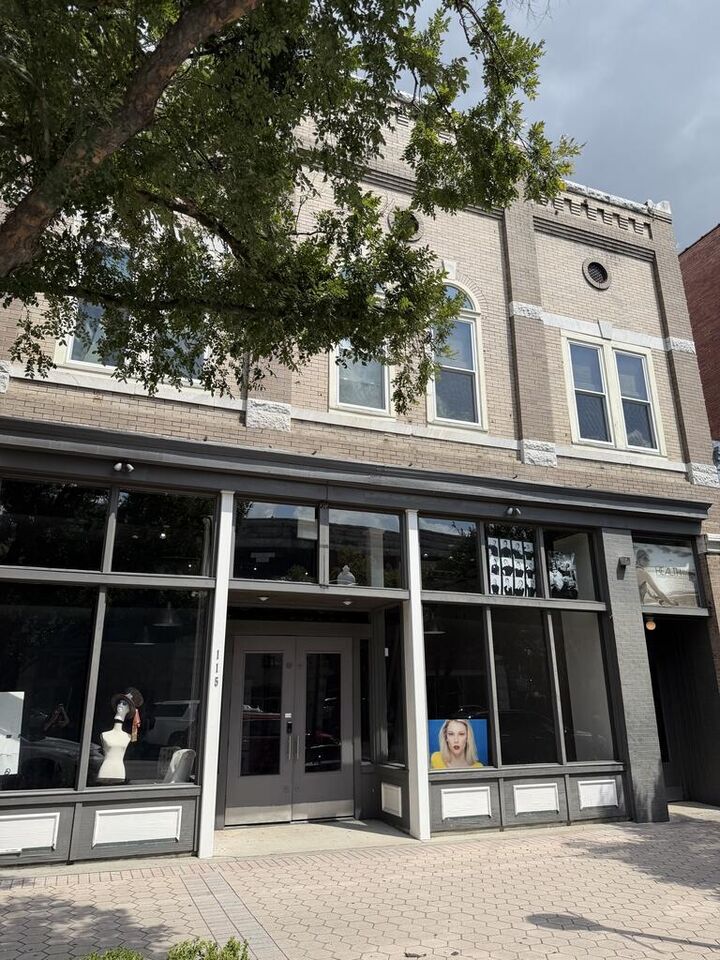 Property Photo:  113-115 Patterson Street *  GA 31601 