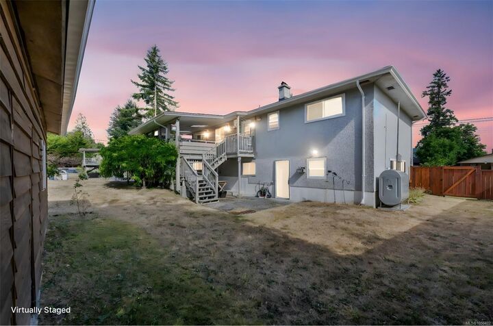 Property Photo:  3060 George St  BC V9L 2B2 