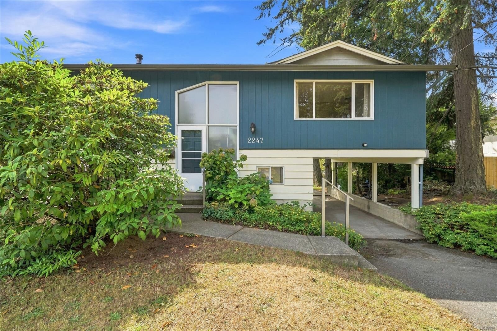 Property Photo: 2247 Rosstown Rd BC V9T 3R4