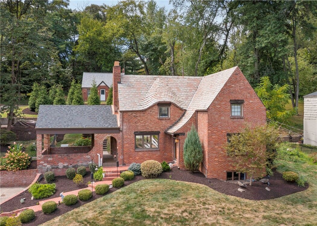 Property Photo: 215 Brookside Blvd PA 15241