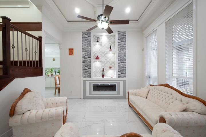 Property Photo:  14229 114 Avenue Upper  BC V3R 1P2 
