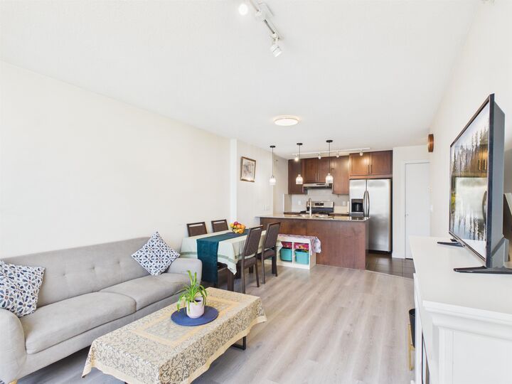 Property Photo:  7088 Salisbury Avenue 2301  BC V5E 0A4 