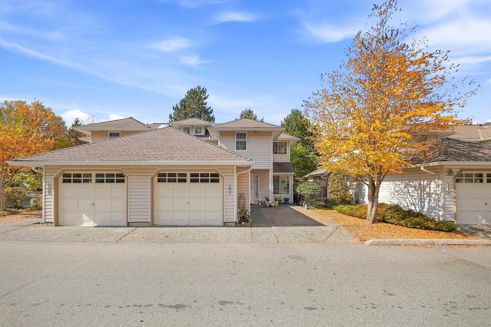 Property Photo:  12163 68 Avenue 109  BC V3W 1H2 