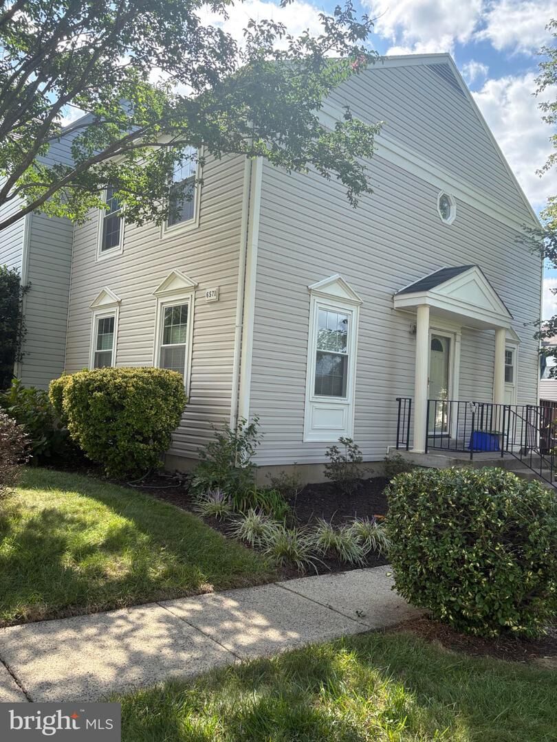 Property Photo:  6571 Rundale Court  VA 22315 
