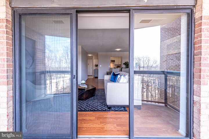 Property Photo:  8370 Greensboro Drive 516  VA 22102 