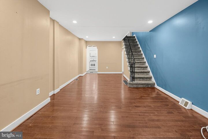 Property Photo:  842 Almond Street  PA 19125 