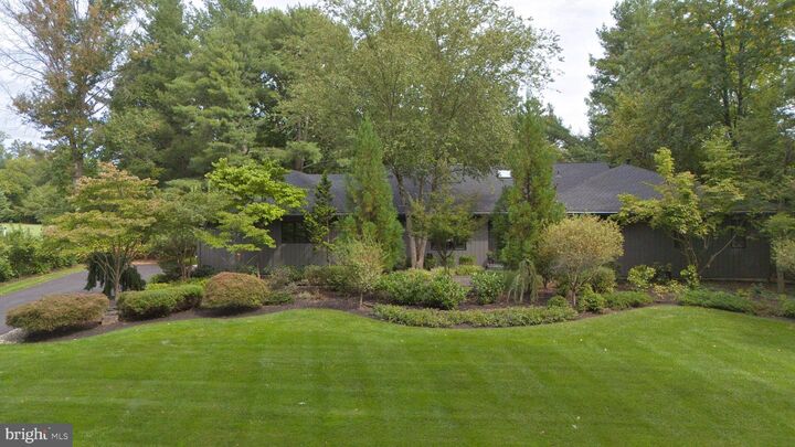 Property Photo: 8 Deer Run NJ 08540