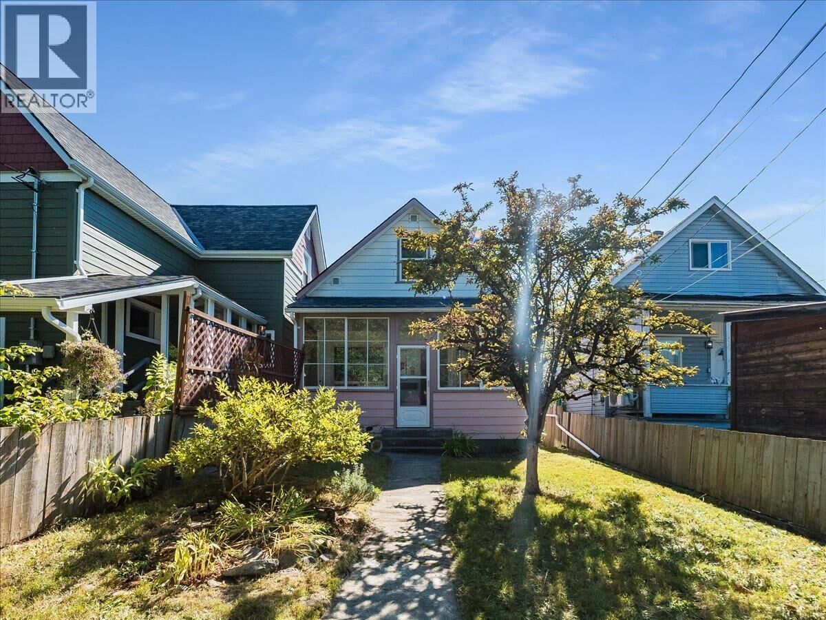 Property Photo:  414 Mill Street  BC V1L 4R9 