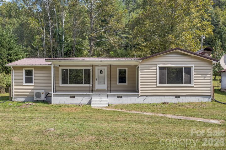 Property Photo:  4078 Nc 208 Highway  NC 28753 
