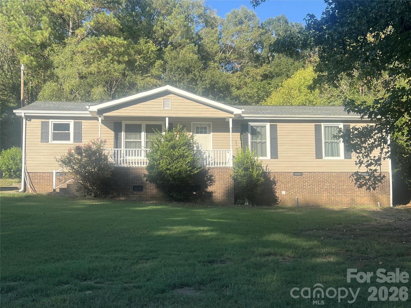 Property Photo:  2848 Forest Hills Circle  SC 29732 