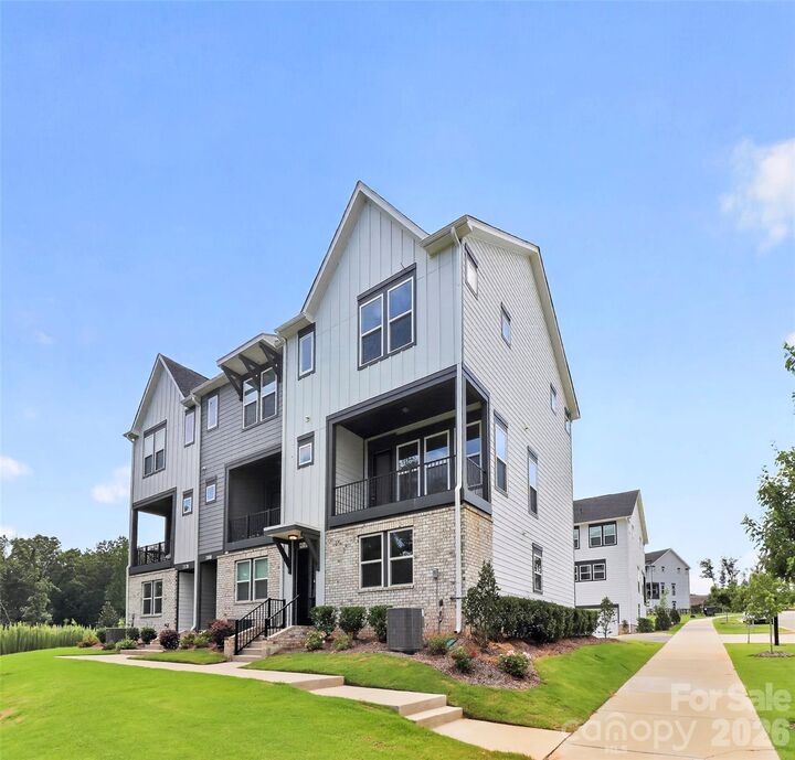 Property Photo:  416 Nathaniel Way  NC 28213 
