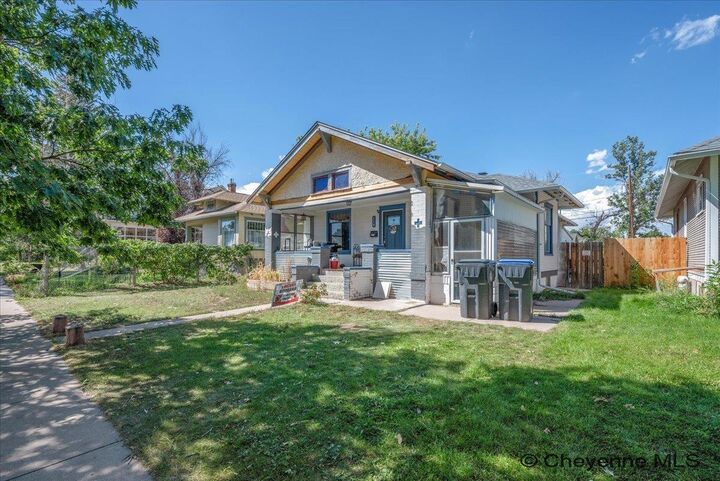 Property Photo:  110 E 27th St  WY 82001 