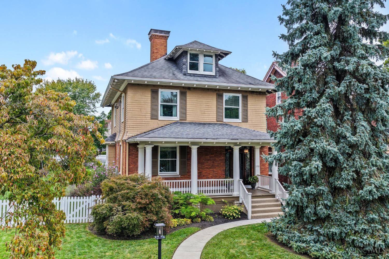 Property Photo: 3783 Millsbrae Avenue OH 45209