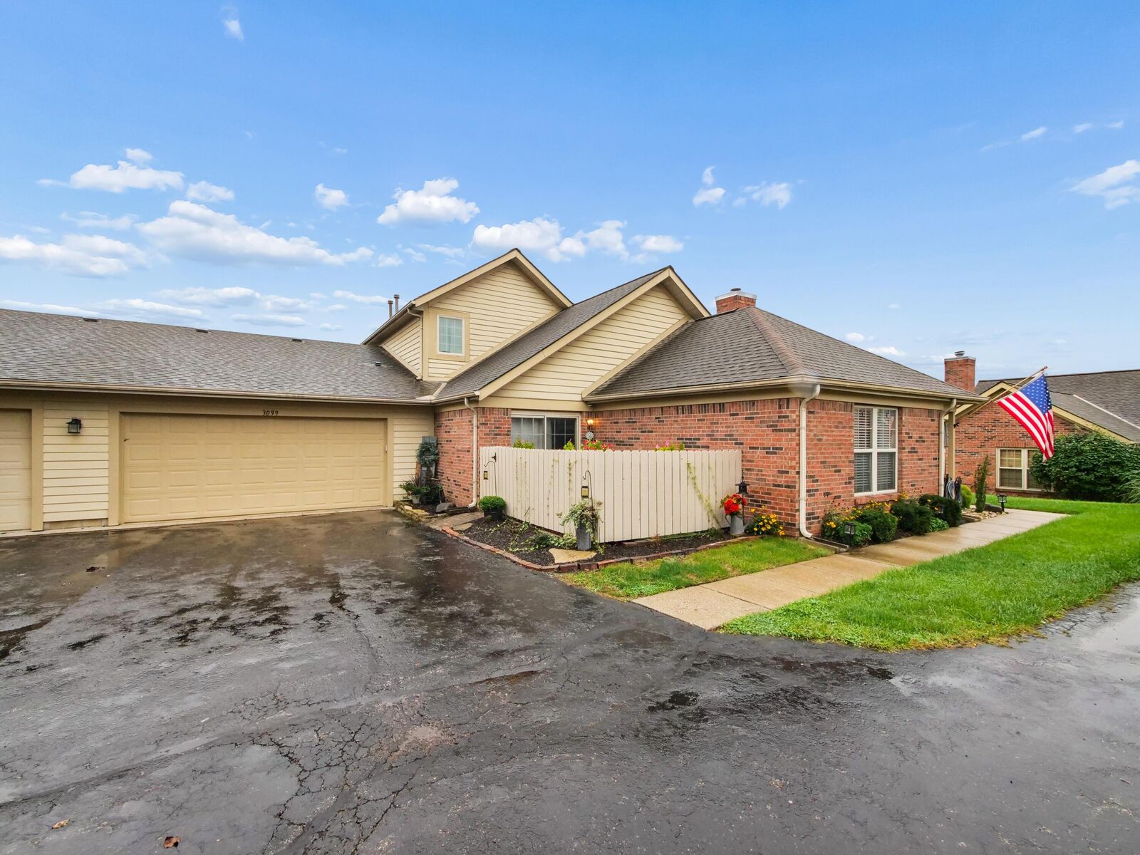 Property Photo: 3099 Pine Manor Boulevard OH 43123