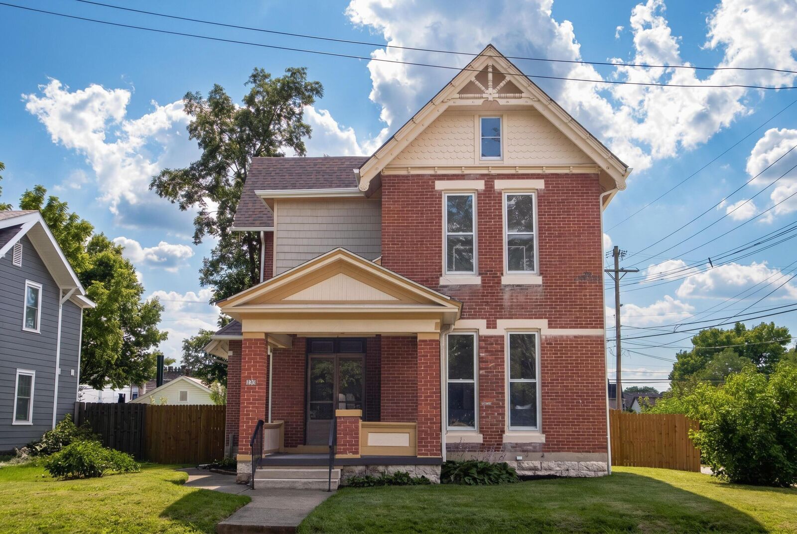 Property Photo:  195 N Monroe Avenue  OH 43203 