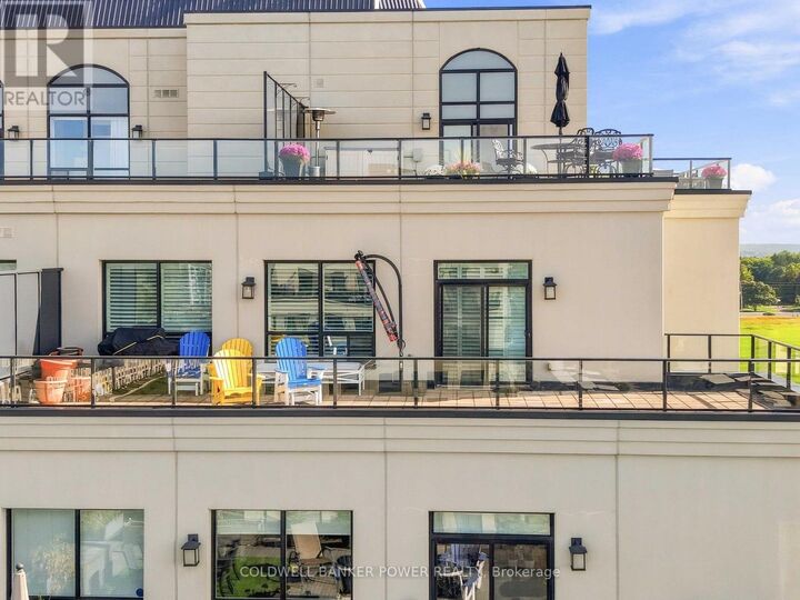 Property Photo:  240 Villagewalk Boulevard 1305  ON N6G 0P6 