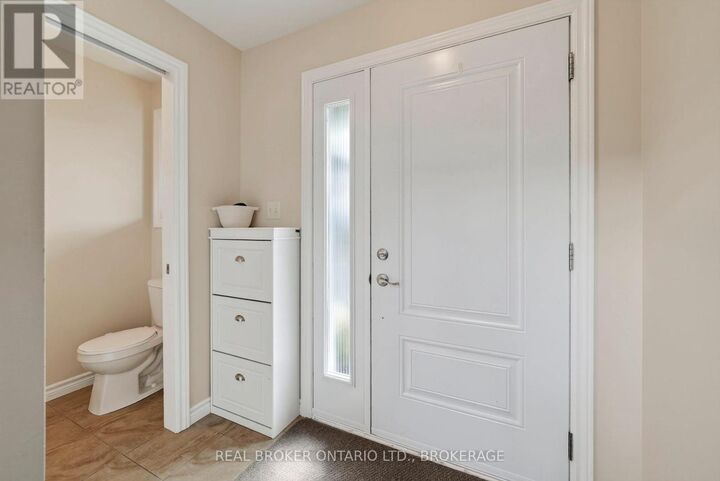 Property Photo:  55 Abagail Crescent  ON K0C 1P0 