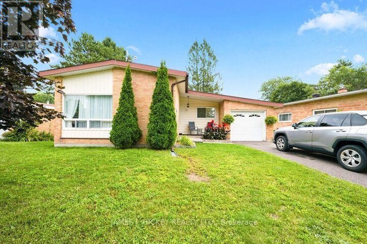 Property Photo:  80 Frontenac Crescent  ON K0J 1P0 