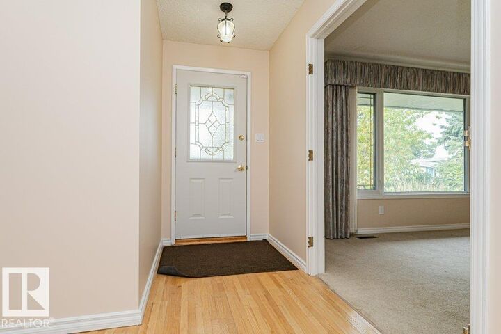 Property Photo:  3543 106A Street NW  AB T6J 1A7 