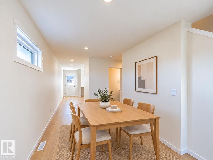 Property Photo:  17212 4 Street NW  AB T5Y 4K9 