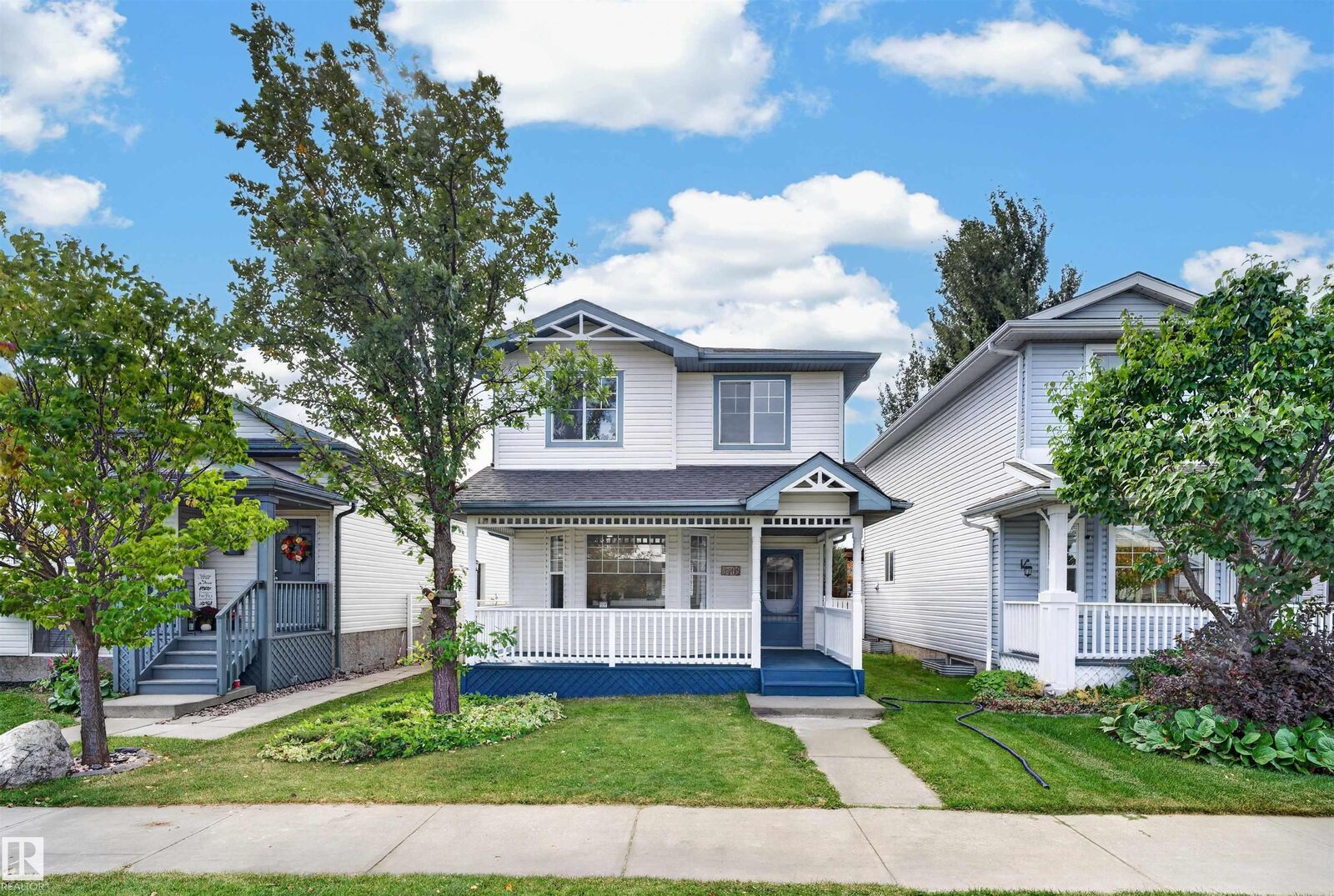 Property Photo:  4409 150 Avenue NW  AB T5Y 2Z8 