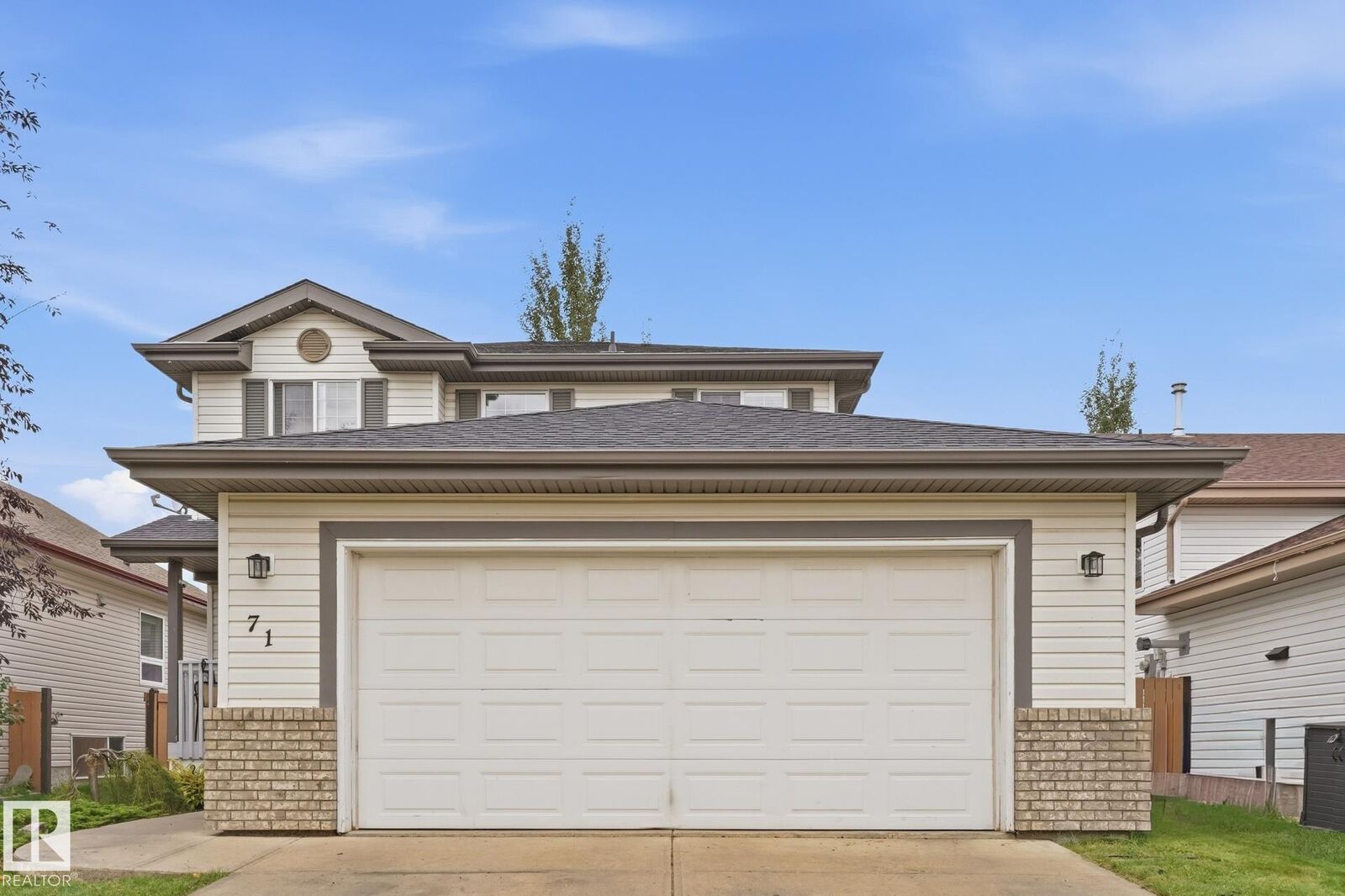 Property Photo:  71 Newmarket Way  AB T8N 7B8 