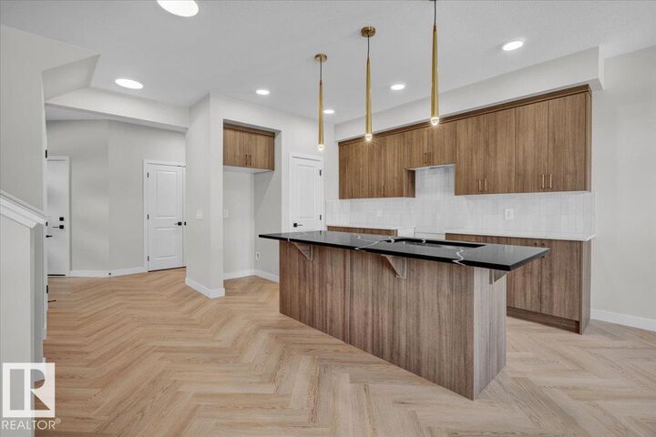 Property Photo:  2209 Crossbill Link NW  AB T5S 0W3 