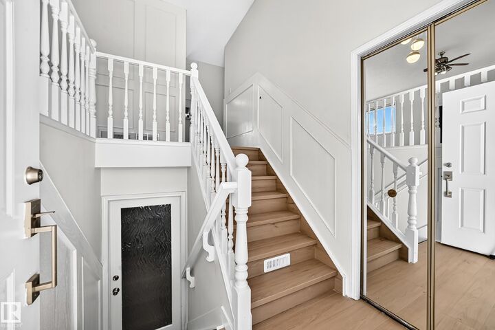 Property Photo:  3924 26A Avenue NW  AB T6L 6G2 