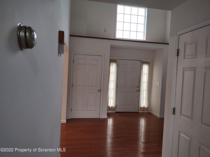 Property Photo:  1014 Fairfield Circle  PA 18411 