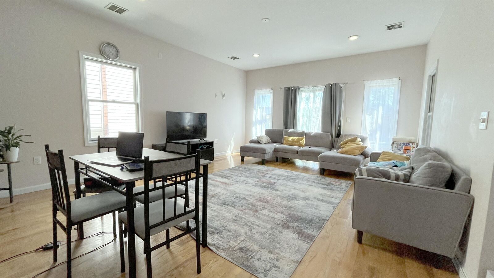 Property Photo: 54 Laidlaw Ave 1 NJ 07306