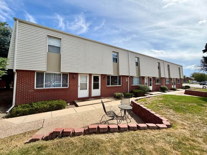 Property Photo:  221 Chestnut St D2  CO 80550 