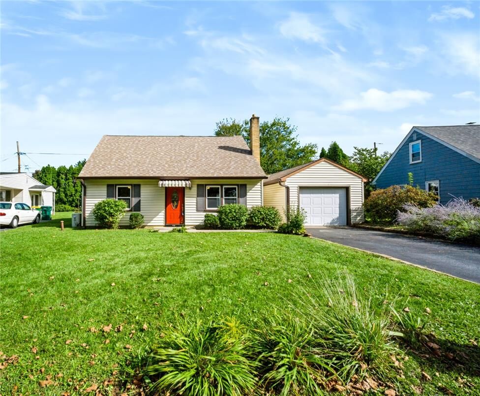 Property Photo: 2907 Eldridge Avenue PA 18045
