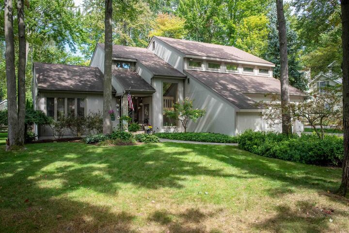 Property Photo:  1401 Montague  MI 48642 