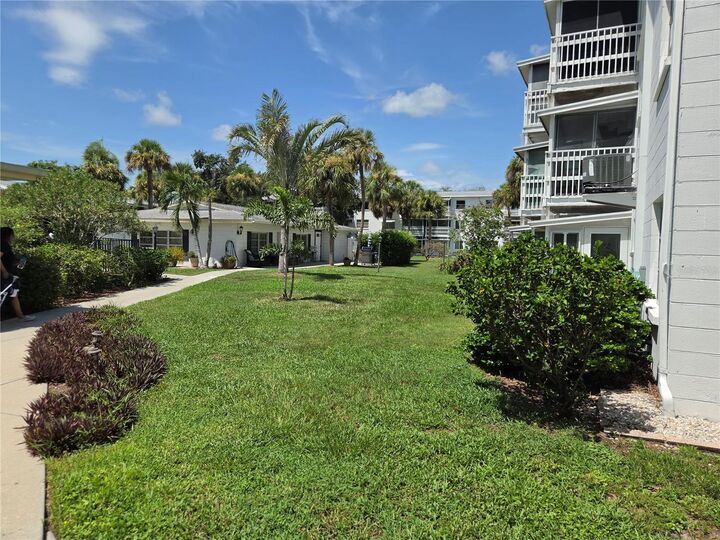 Property Photo:  1542 Leisure Drive N22  FL 34207 