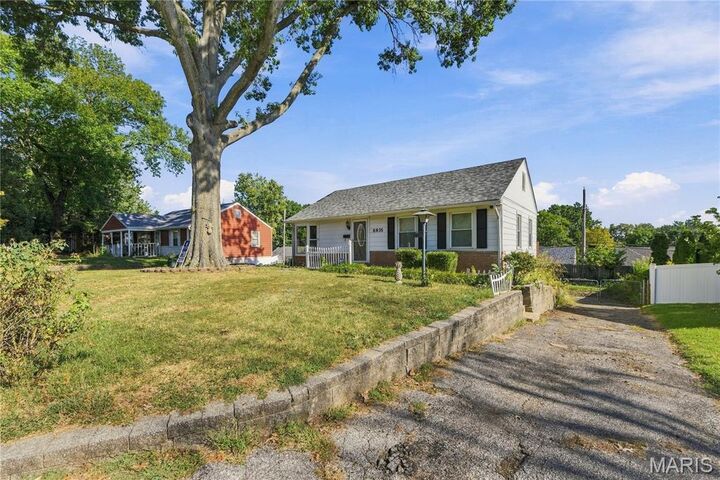 Property Photo:  6935 Greenholly Drive  MO 63123 