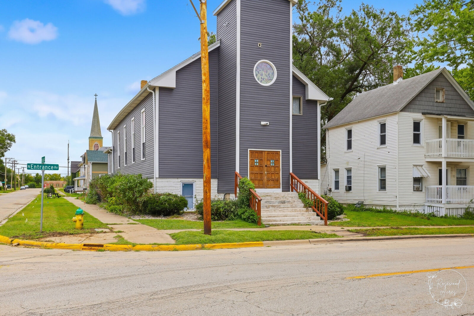 Property Photo: 194 N Entrance Avenue IL 60901