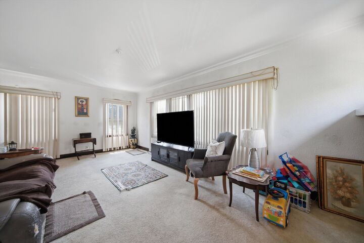 Property Photo: 1225 S 16th Avenue IL 60153