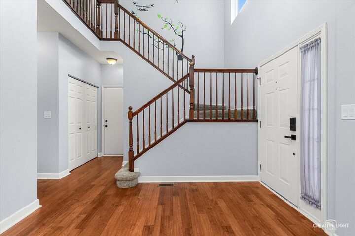 Property Photo:  1990 Summerlin Drive  IL 60503 