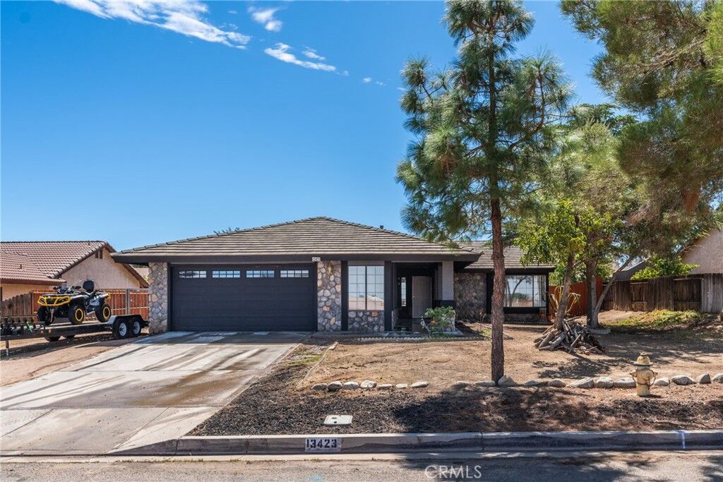 Property Photo:  13423 Palm  CA 92344 