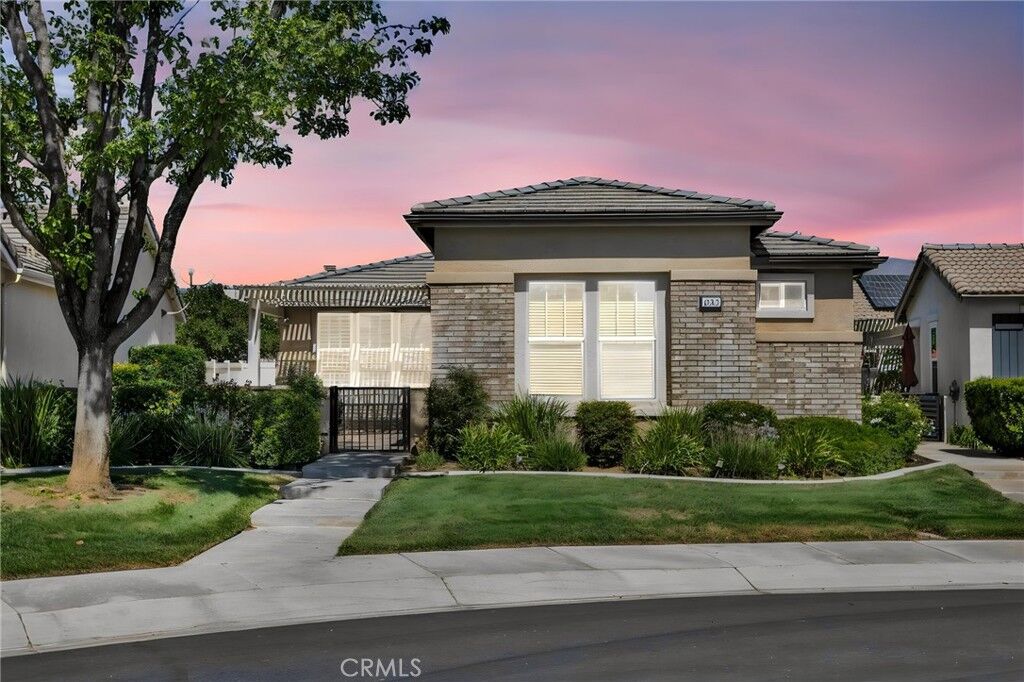 Property Photo:  1612 Lewis Creek  CA 92223 