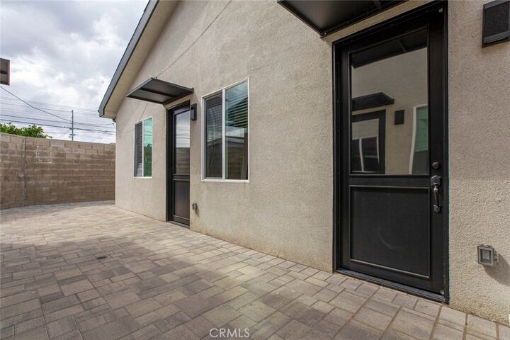 Property Photo: 6829 Bellaire Avenue CA 91605